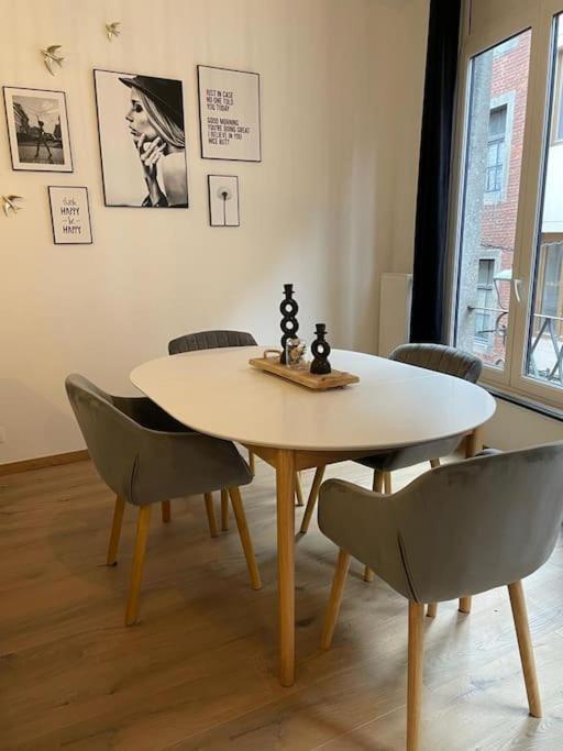 Suite 26-Appartement Au Coeur De Namur Luaran gambar